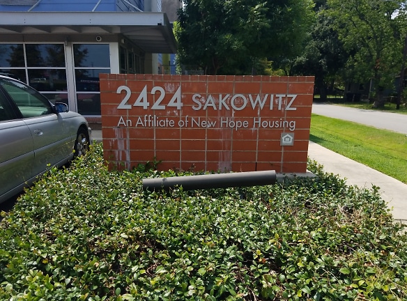 2424 Sakowitz Apartments - Houston, TX