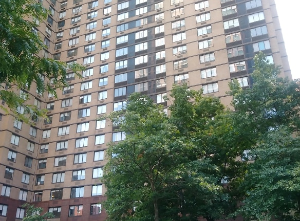 Normandie Court Apartments - New York, NY