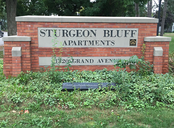 Sturgeon Bluff Apartments - Wausau, WI