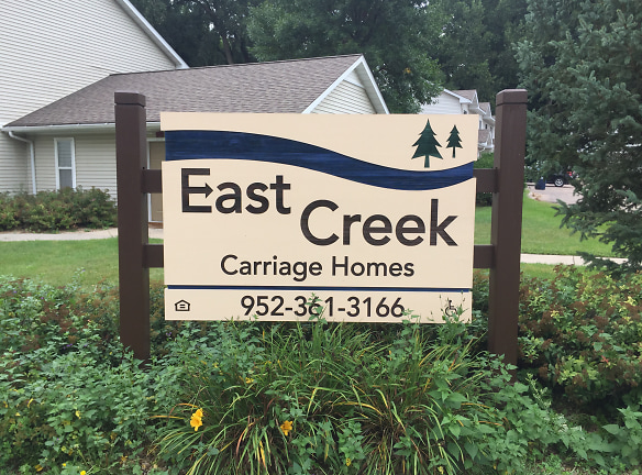 East Creek Carriage Homes Apartments - Chaska, MN
