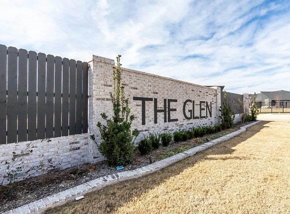 The Glen Apartments - Flint, TX