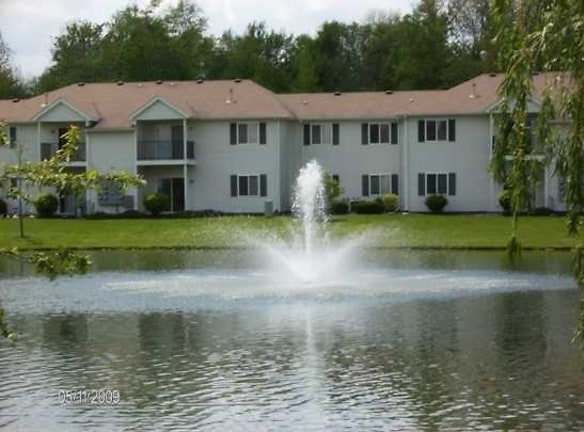 Willow Lake Apartments - Lima, OH
