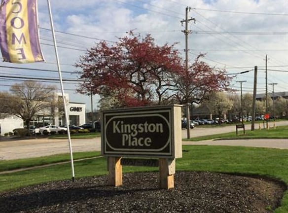 Kingston Place Apartments - Middleburg Heights, OH