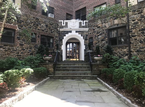 County Estates Apartments - Larchmont, NY