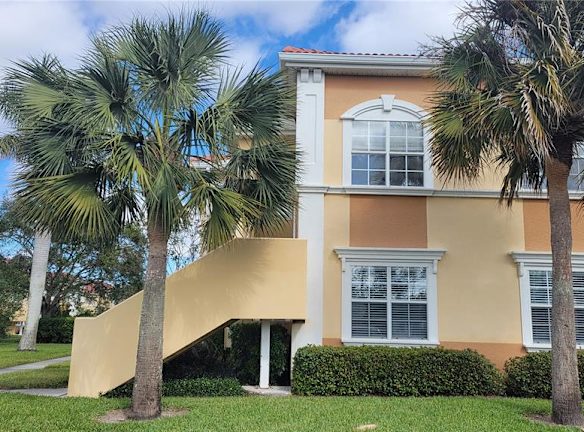 3005 Chianti Ct unit 101 - Sarasota, FL