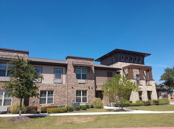 Landon Ridge Apartments - San Antonio, TX