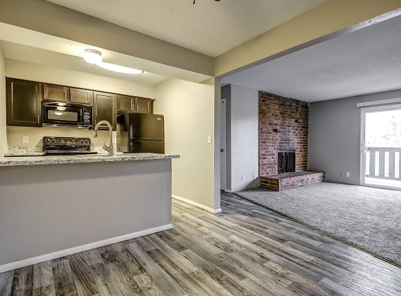 Brickstone Apartments - Wichita, KS