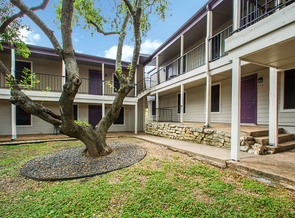 Polaris On The Park - Renovated Apartments. Best Prices In South Austin. - Austin, TX