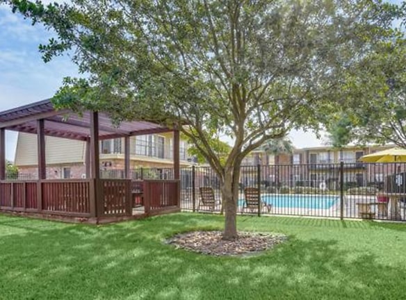 Jacinto Palms Apartments - Houston, TX