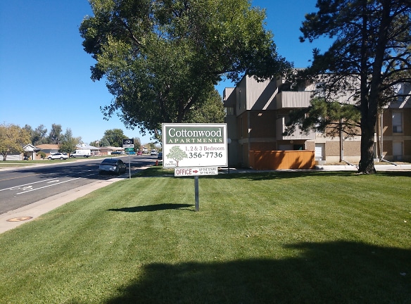 Cottonwood Apartments - Greeley, CO