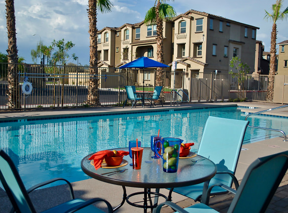 Luxury Townhomes At Park Tower - Chandler, AZ