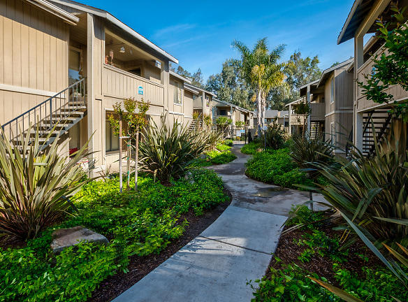 Village Meadows Apartments - Merced, CA