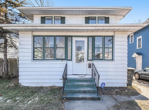 1246 Diamond Ave - South Bend, IN