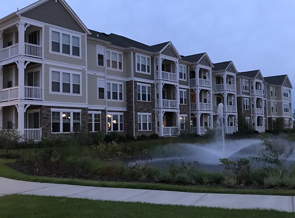 The Brook On Janes Apartments - Bolingbrook, IL