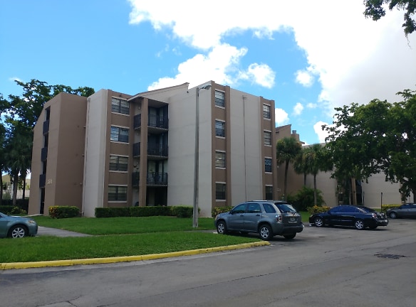 Westbird Village Apartments - Miami, FL