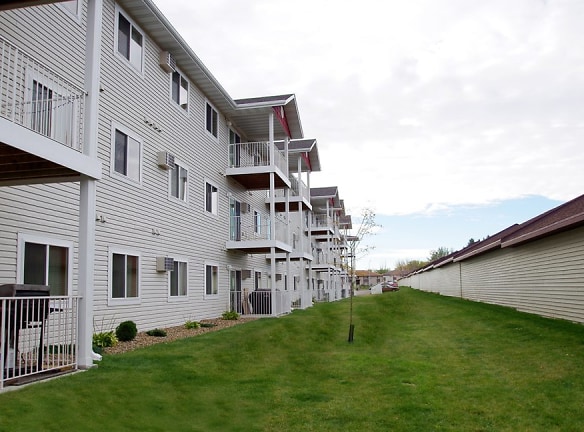 BelCastle Apartments - Bismarck, ND