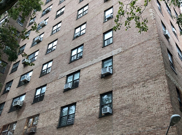 Williams Plaza Apartments - Brooklyn, NY