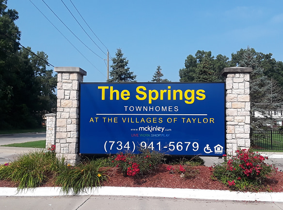 The Springs Townhomes At The Village Of Taylor Apartments - Taylor, MI