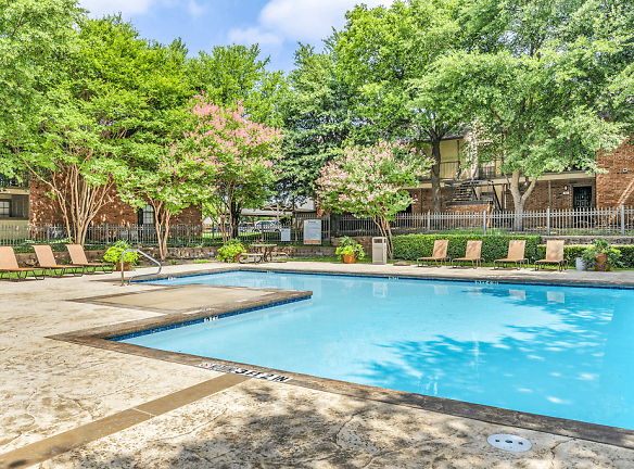 Summers Crossing Apartments - Plano, TX