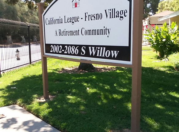 California League Fresno Village Apartments - Fresno, CA