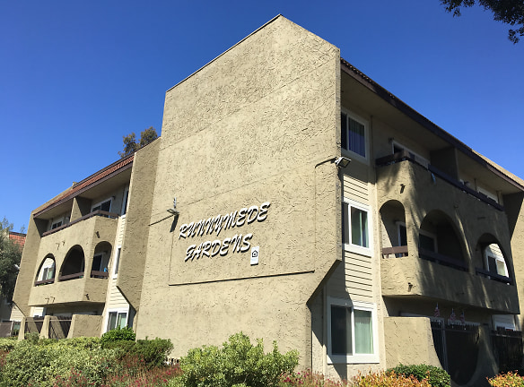 Runnymede Gardens Apartments - East Palo Alto, CA