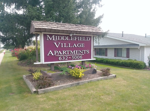 Middlefield Village Apartments - Middlefield, OH
