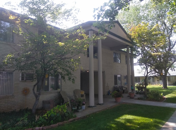 Leisure Villa Apartments - Boise, ID