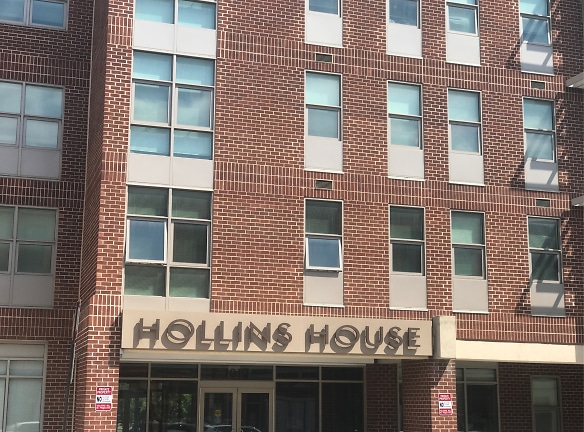 Hollins Station Townhouses Apartments - Baltimore, MD