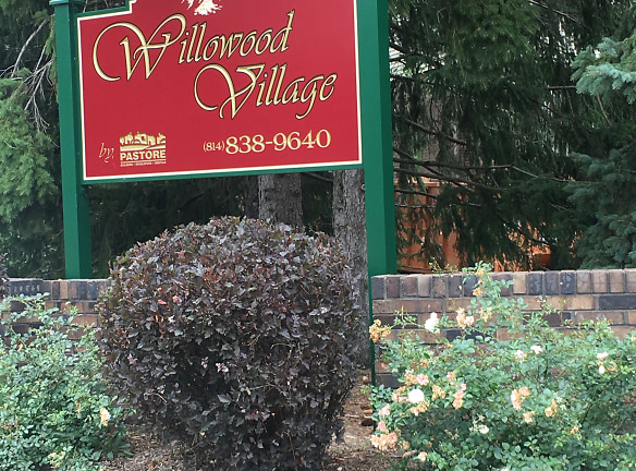 Willowwood Village Apartments - Erie, PA