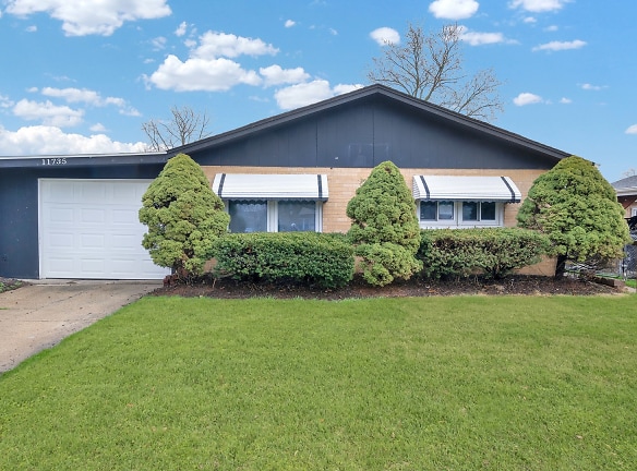 11735 S Keeler Ave - Alsip, IL