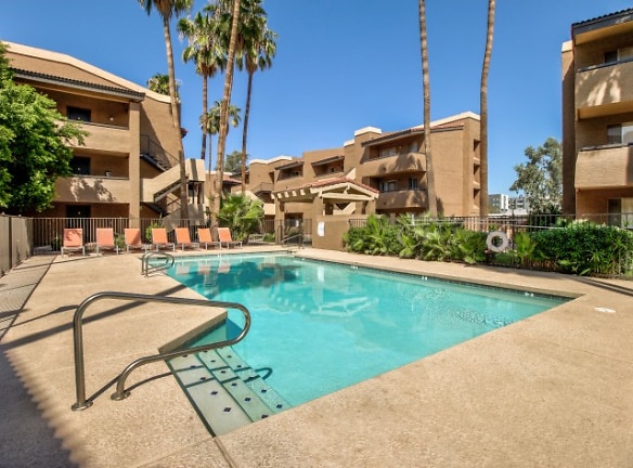Villas On Apache ASU Off Campus Housing (By-the-Bed Pricing) - Tempe, AZ