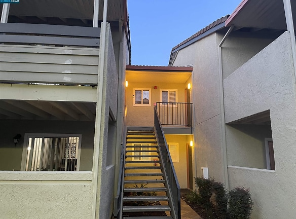 1505 Kirker Pass Rd #219 - Concord, CA