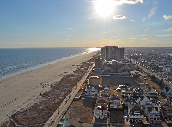 3851 Boardwalk - Atlantic City, NJ