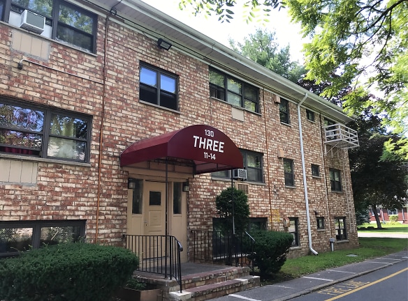 Meadow Lane Apartments - Spring Valley, NY