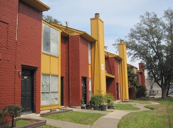 Rama Apartments - Houston, TX