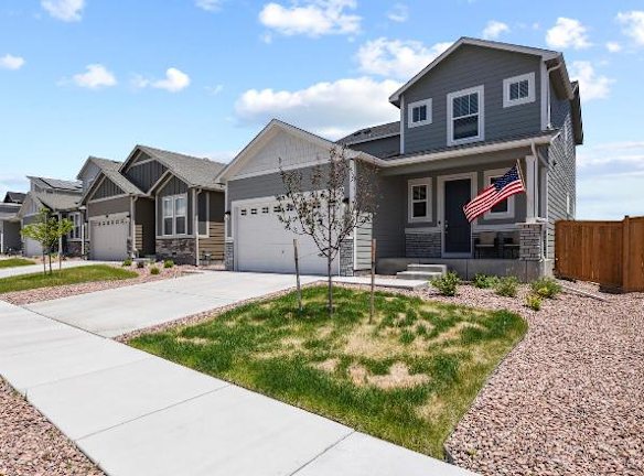 8071 Goldenray Pl - Colorado Springs, CO