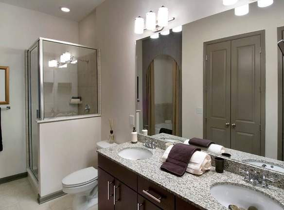 77084 Luxury Properties Apartments - Houston, TX