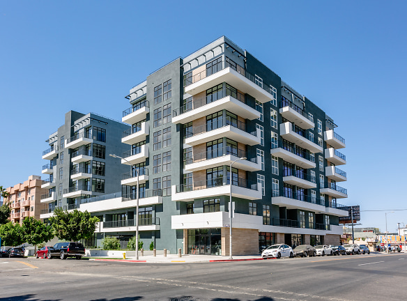 Hana Apartments - Los Angeles, CA