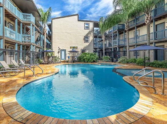 The Terraces At Metairie Apartments - Metairie, LA