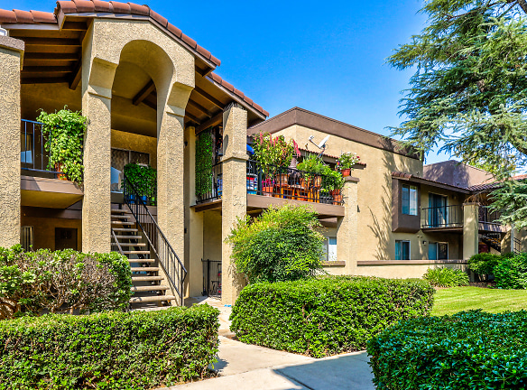 Monterey Villas Apartments - Highland, CA