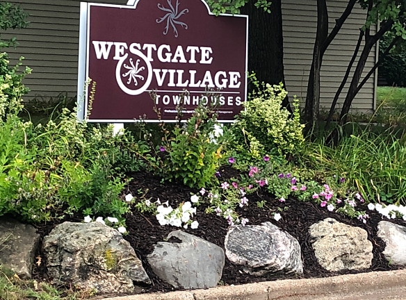 Westgate Village Townhomes Apartments - Comstock Park, MI