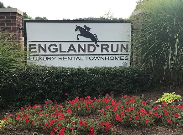 England Run Townhomes Apartments - Fredericksburg, VA