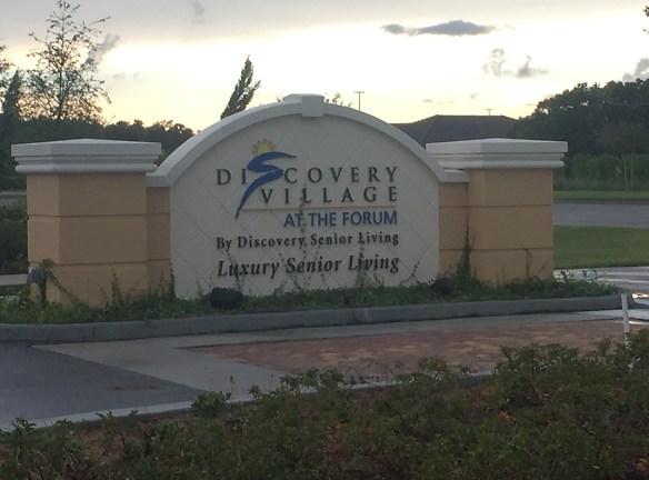 Discovery Village At The Forum Senior Living Apartments - Fort Myers, FL