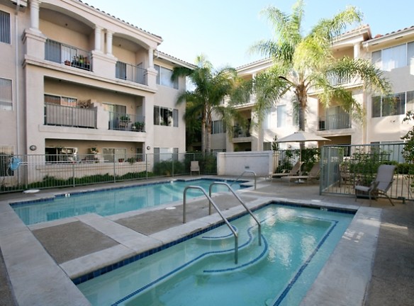 Palacio Senior Apartments - Anaheim, CA