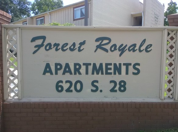 Forest Royale Apartments - Hattiesburg, MS