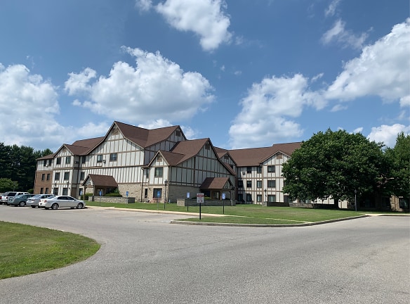 Stratford Commons Apartments - Elkhart, IN