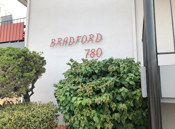 Bradford Apartments - Redwood City, CA