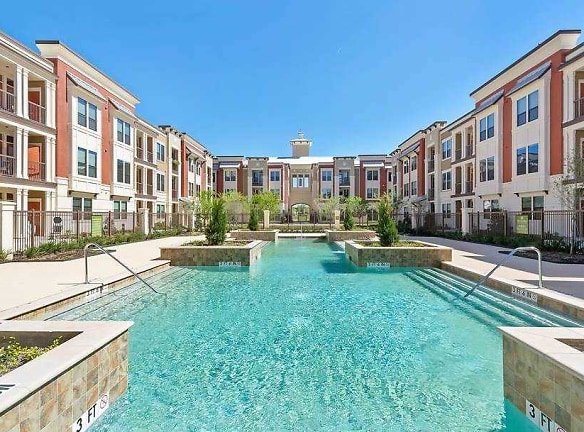 Dolce Living Hometown - North Richland Hills, TX