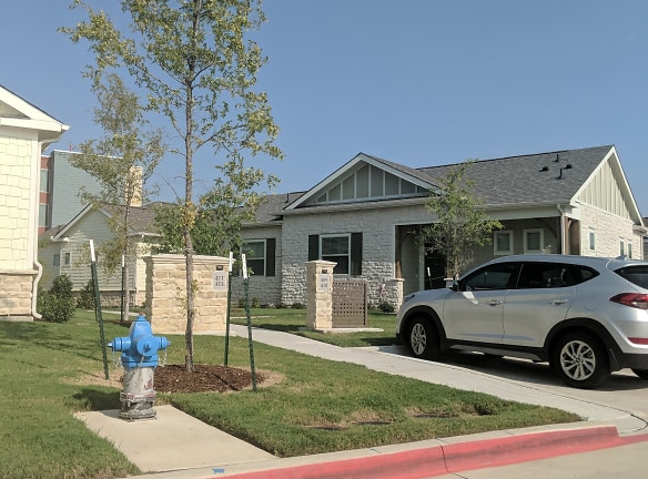 Avilla Homes Apartments - Plano, TX