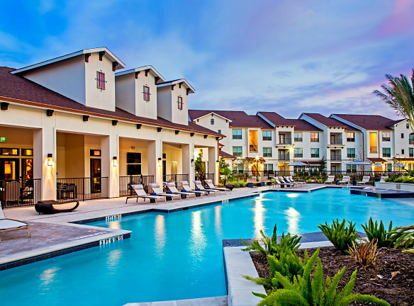 The Standard At Eastpoint Apartments - Baytown, TX